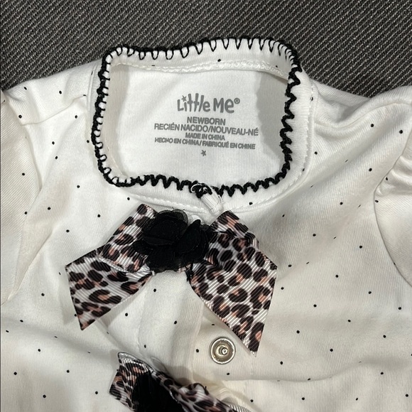 Newborn White One Piece with Bow Accents Preloved - Picture 2 of 3